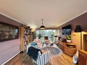 Photo 19- click for photo gallery